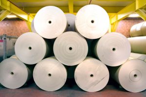 Read more about the article Fique por dentro dos principais tipos de bobinas de papel que existem